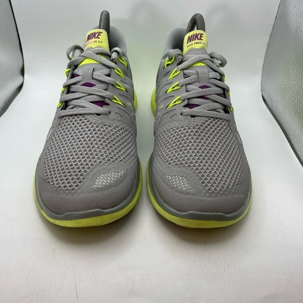 Nike Free 5.0 womens gray green sneaker size 8.5